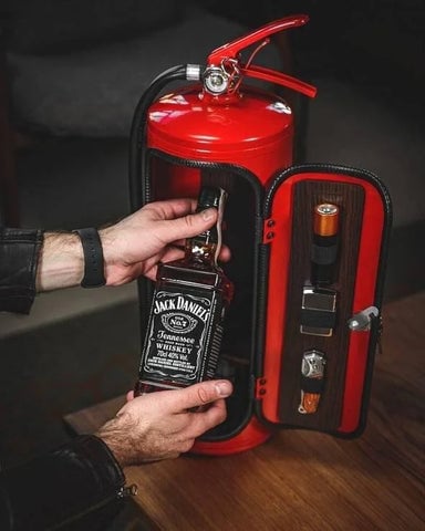 FireBar™ – Minibar w kształcie gaśnicy