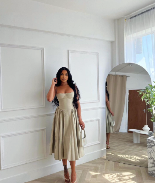 Liane Vincent™️ Gorsetowa sukienka midi