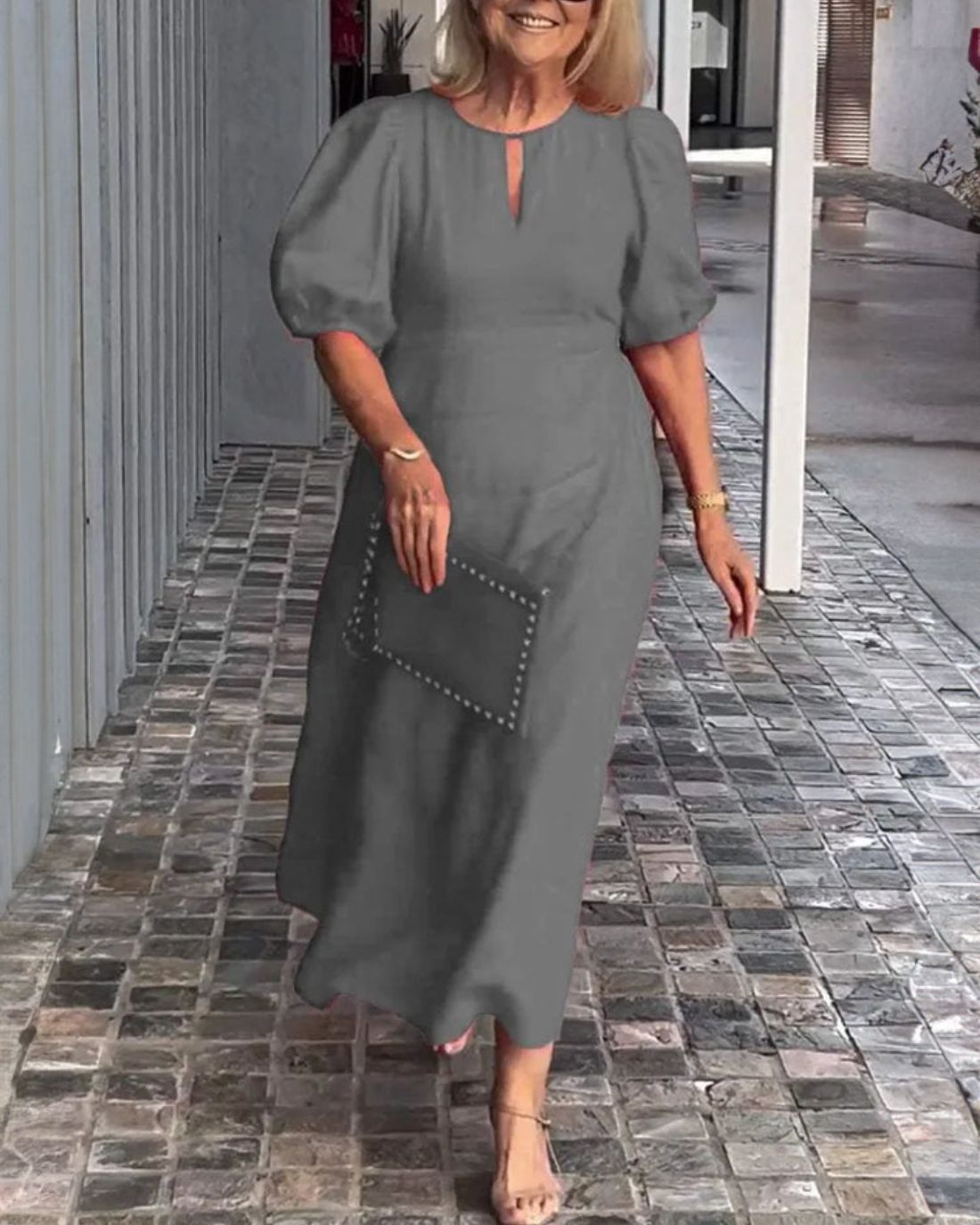 Loretta Paterno™ Elegancka i stylowa sukienka z bufiastymi rękawami