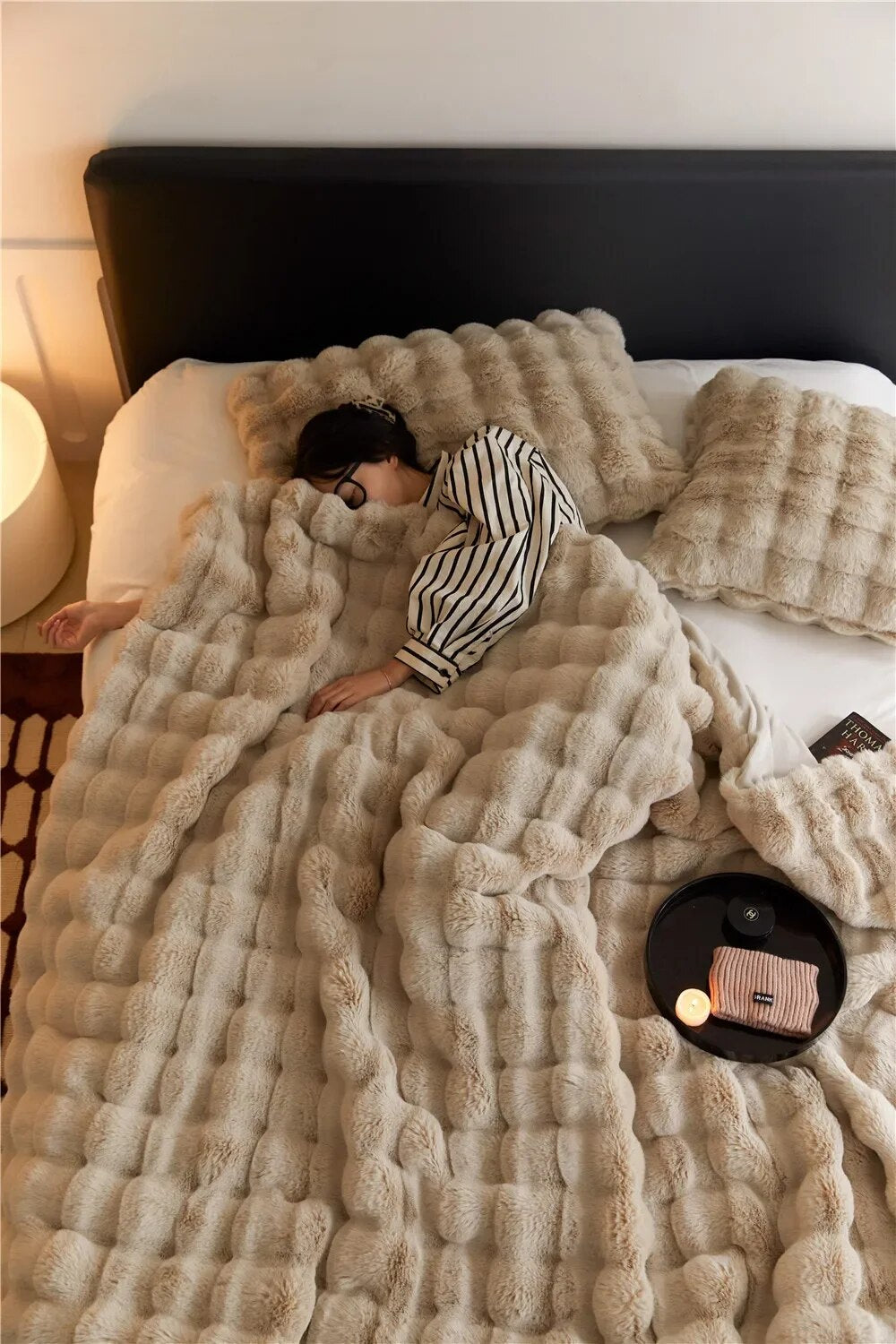 SnugNest™ Ciepły pluszowy i miękki koc