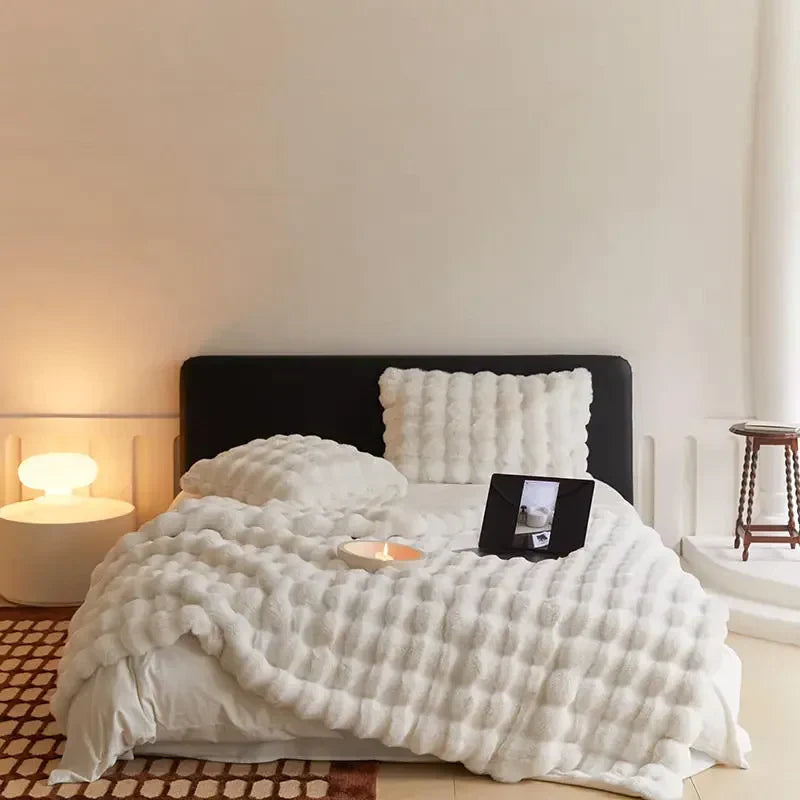 SnugNest™ Ciepły pluszowy i miękki koc