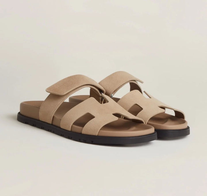 Vanna Carello™ – designerskie sandały z eleganckimi paskami i wygodną podeszwą