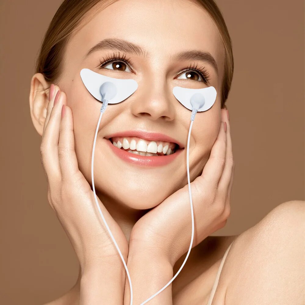 Younth Glow™ Masażer EMS do liftingu twarzy