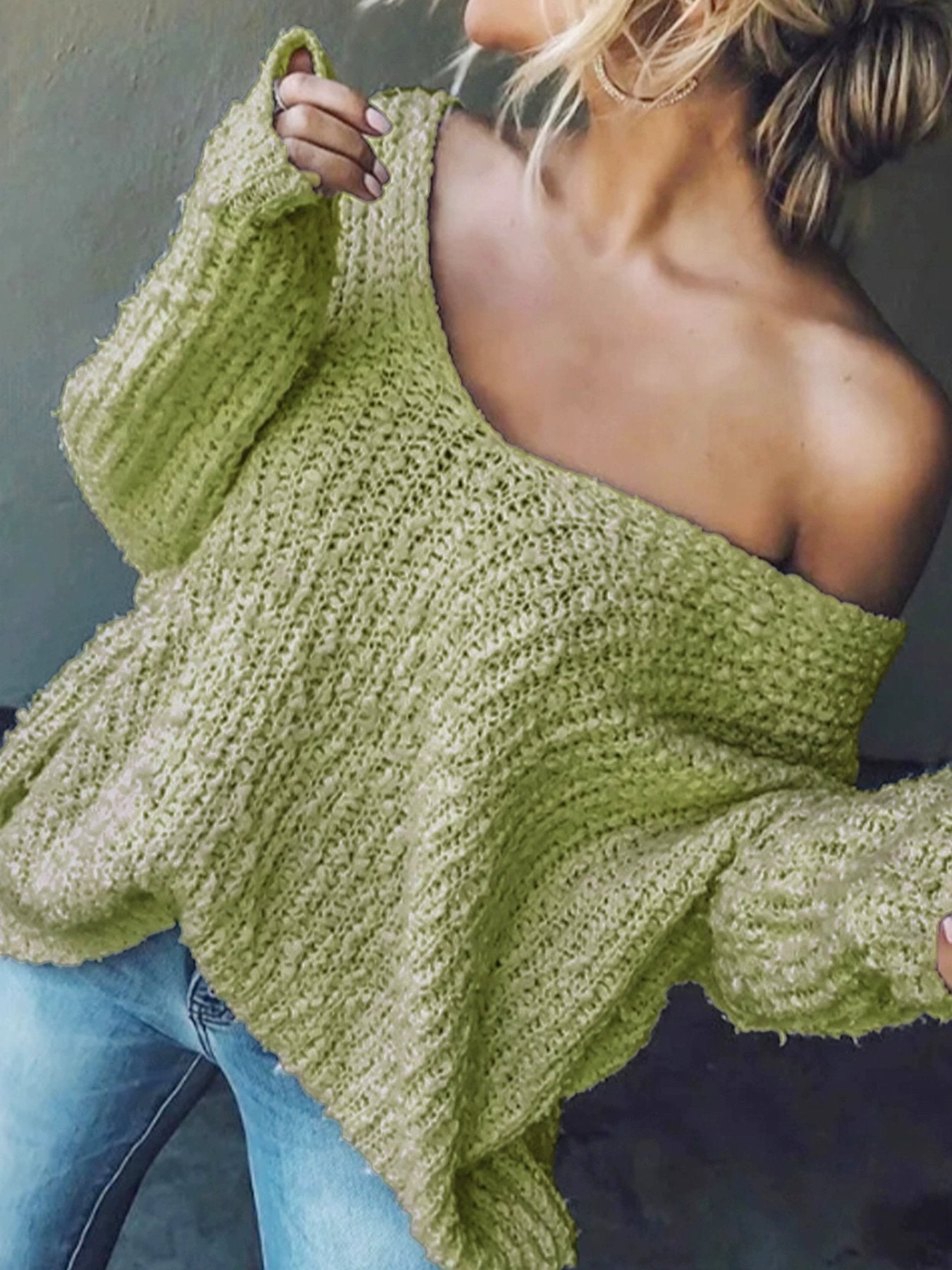 Adelasia Capraro™ Damski lekki sweter opadający na jedno ramię