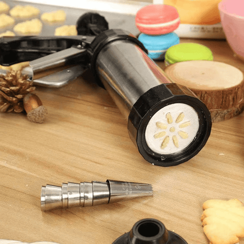 FloraBake™ Zestaw z urządzeniem do formowania i dekorowania ciasteczek