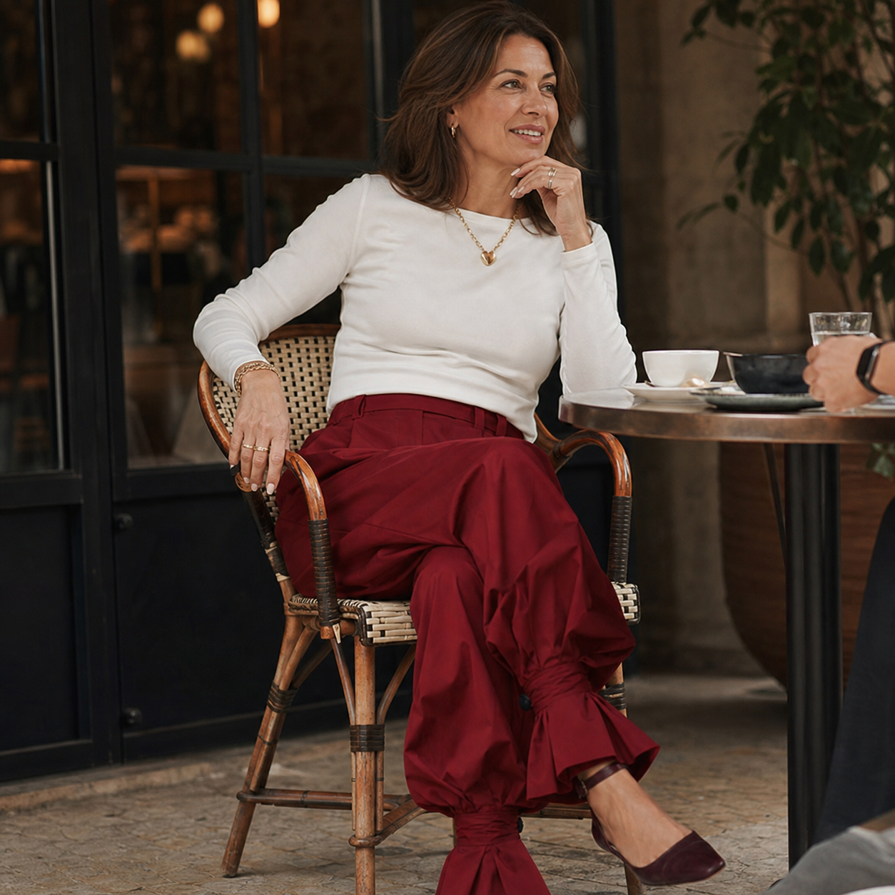 Agata Savorani™ Plisowane spodnie z szeroką nogawką dla beztroski stylizacji